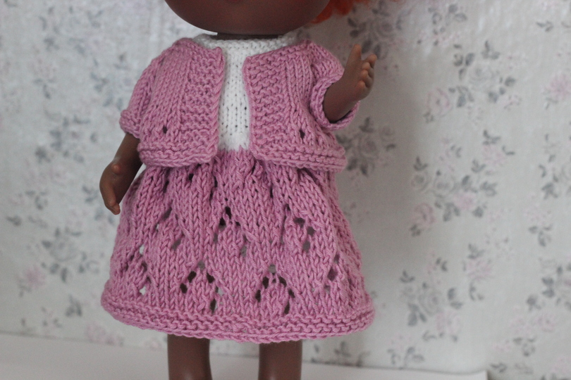 Strickanleitung für Puppenkleid und Bolero