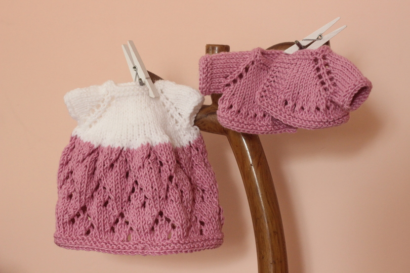 Strickanleitung für Puppenkleid und Bolero
