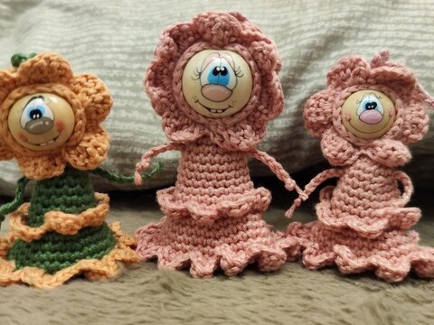 Pfingströschen Sorgenwürmchen