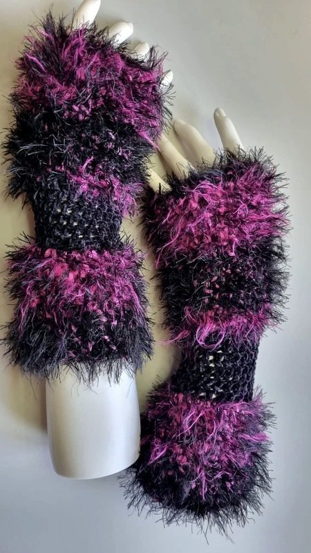 Arm warmers Plush paws