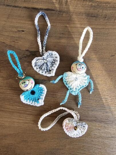 Sweetheart Crochet Pattern Worry Worm english US terms