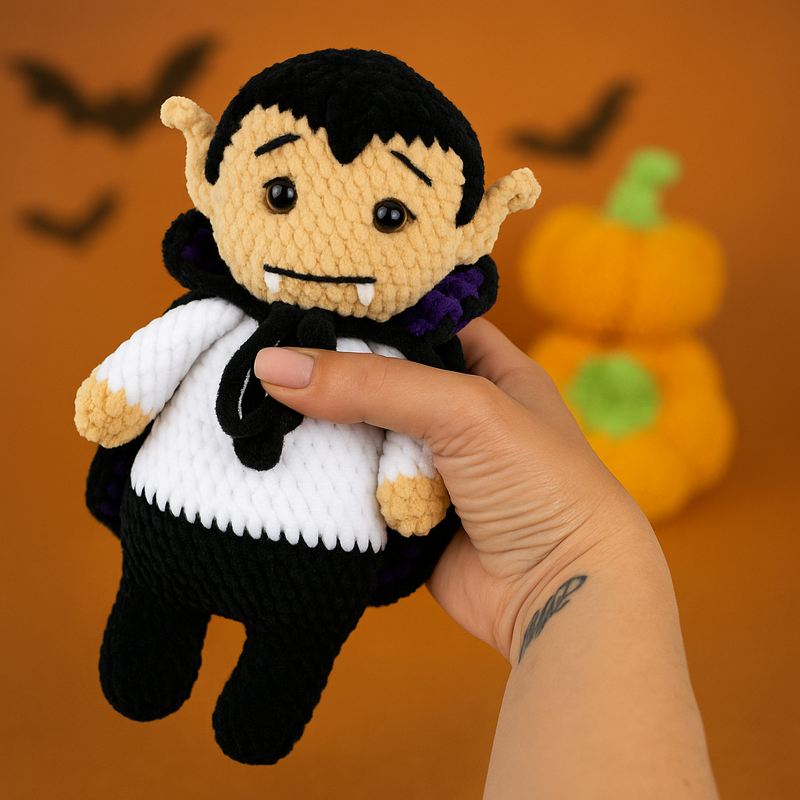 Häkelanleitung: Dracula Amigurumi Figur für Halloween – PDF-Datei