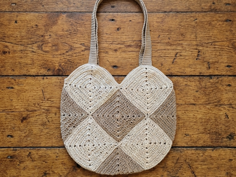 Häkelanleitung Sommertasche aus Granny Squares gehäkelt