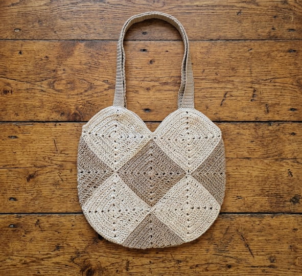 Häkelanleitung Sommertasche aus Granny Squares gehäkelt