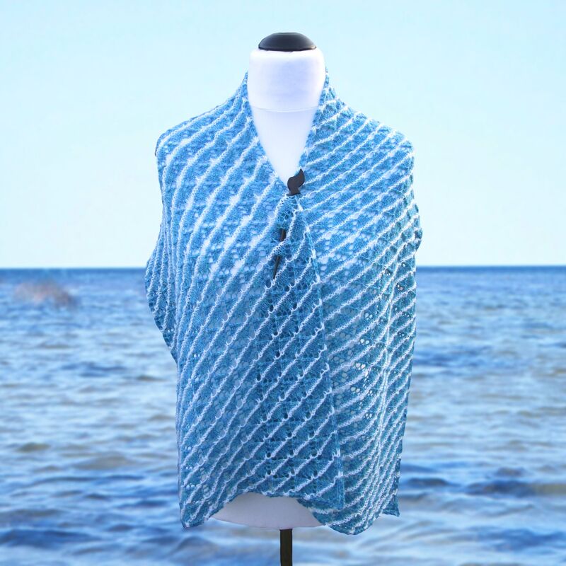 North Sea Breeze, airy summer scarf, lace, knitting pattern - Image 2