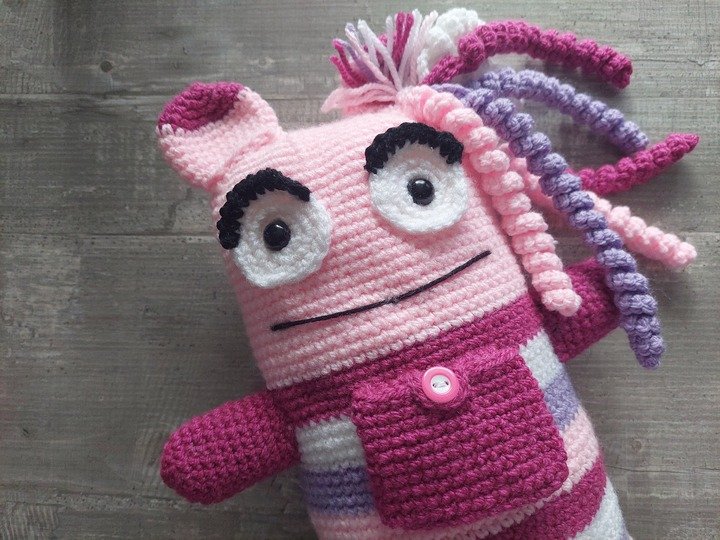 Häkelanleitung – kleine Sorgenmonster-Prinzessin