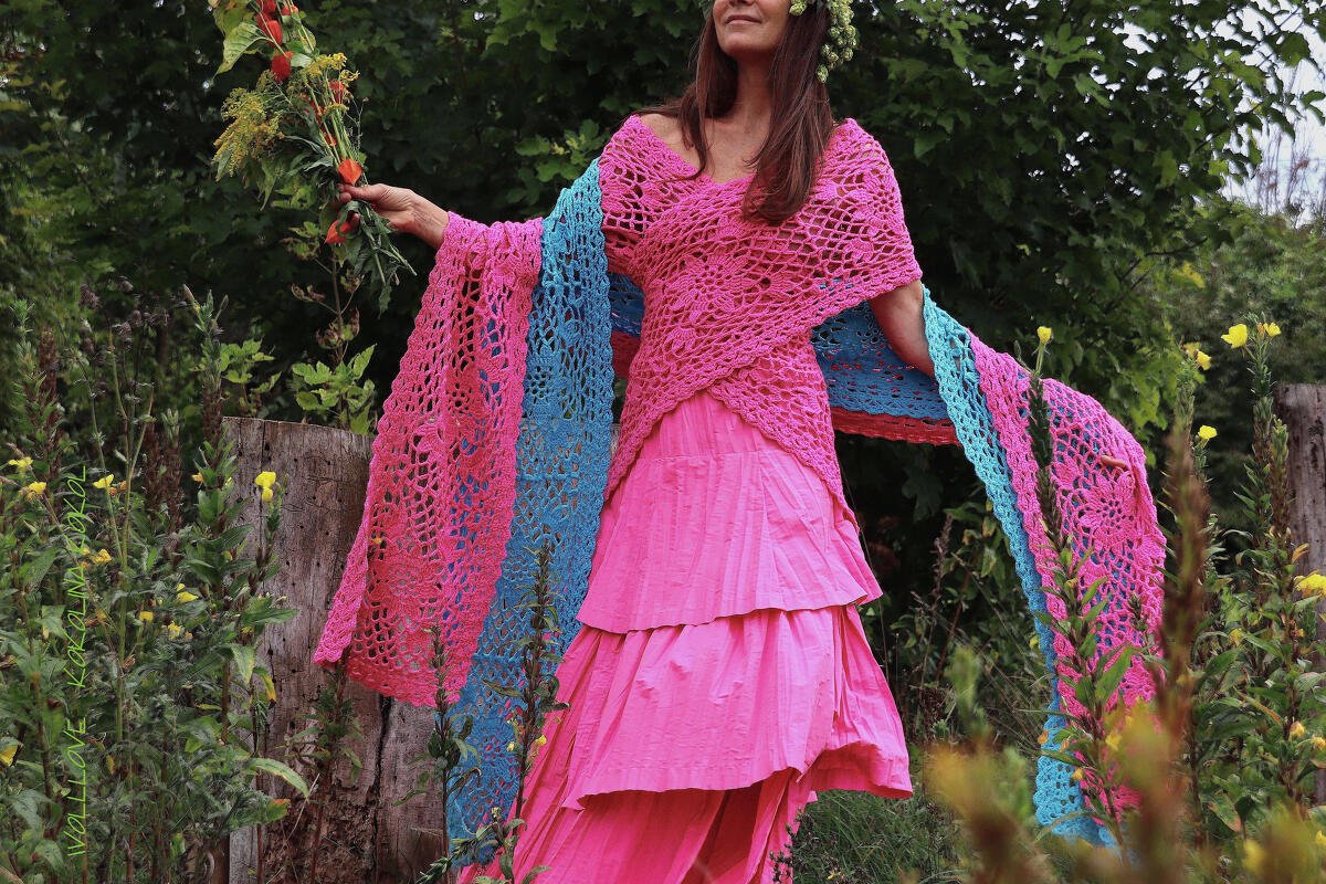 Boho Cinderella’s Meadow Wrap / Festival Shawl / Fairy Goddess Lace Scarf