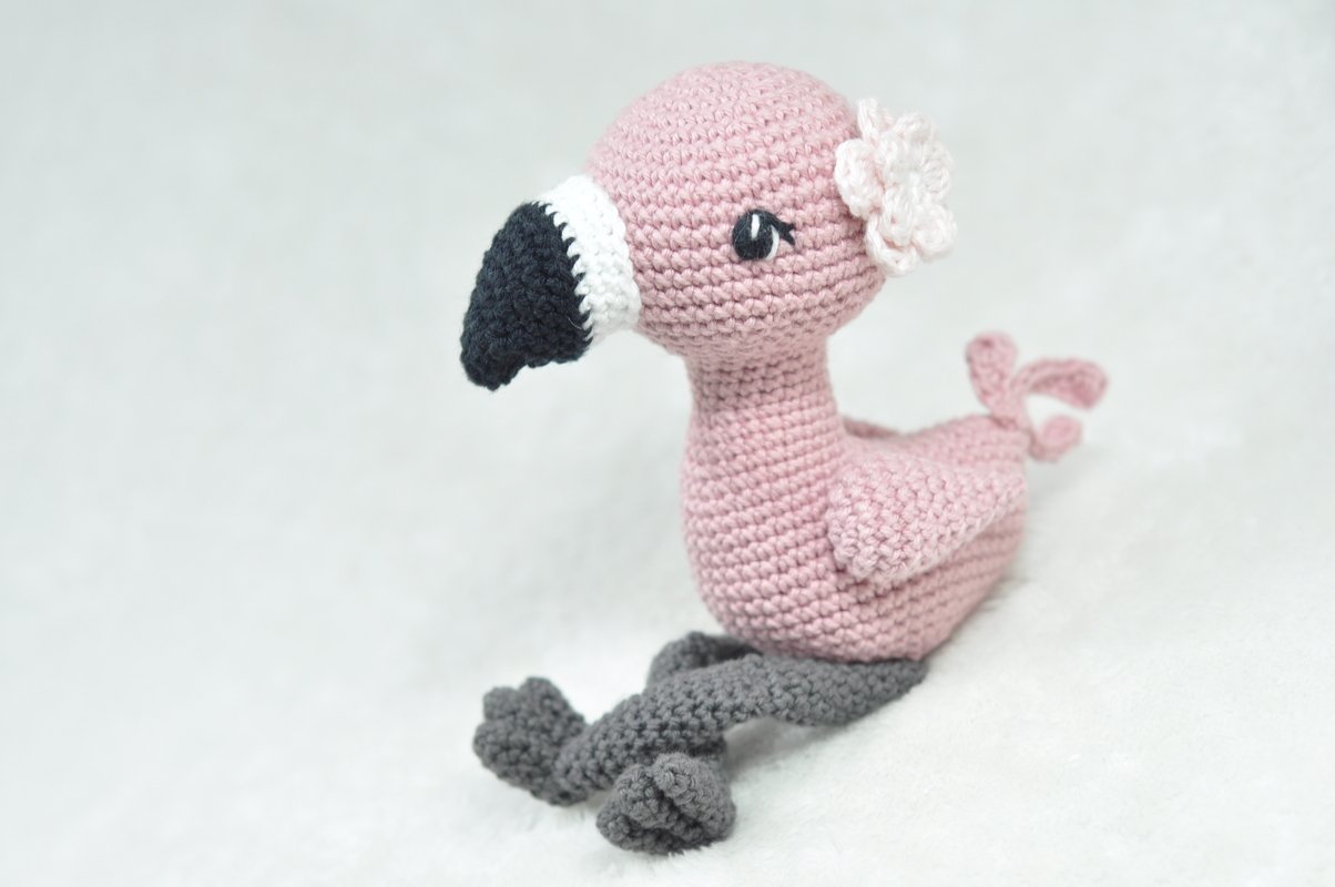 Crochet Pattern: Cute Flamingo with Flower