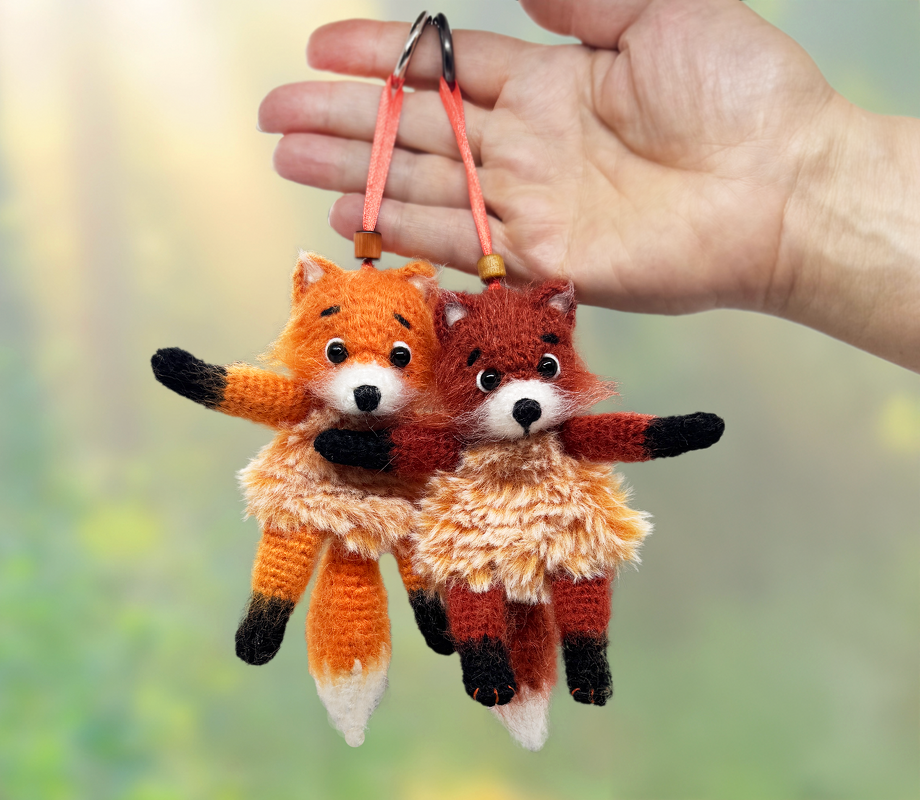 Häkeln Kleiner Fuchs Schlüsselanhänger – Plüschtier &amp; Anti-Stress-Zubehör.