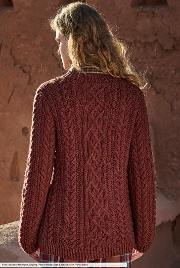 Pulli mit verschiedenen Zöpfen