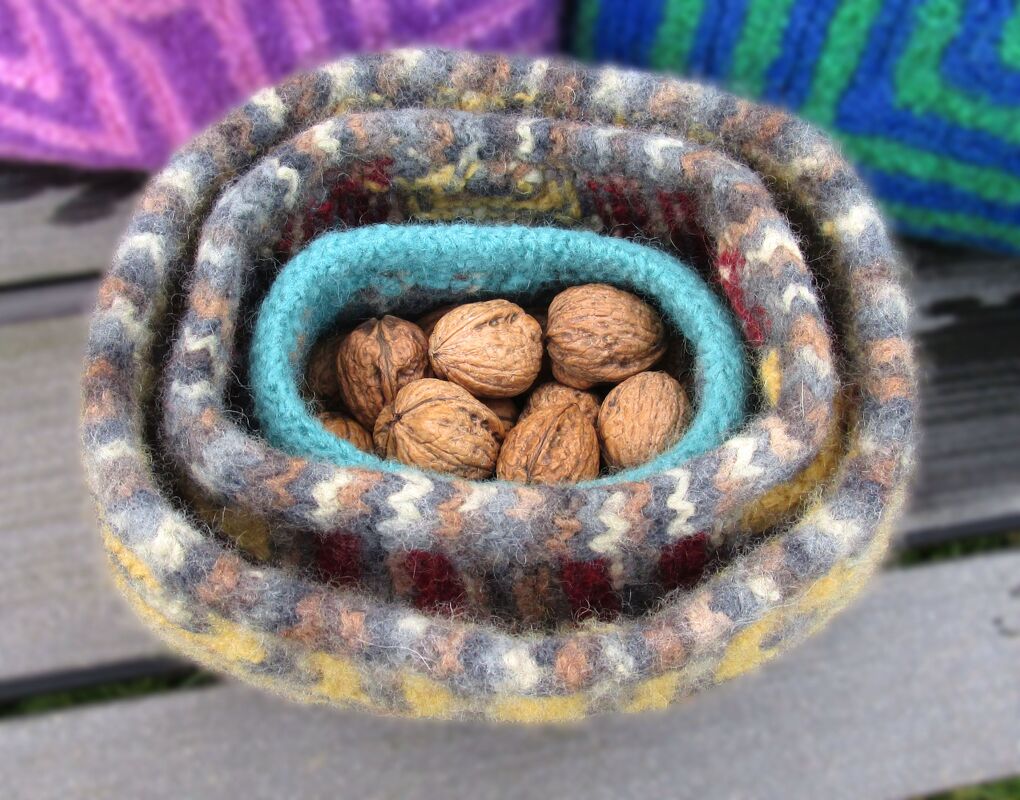 Lenea Bag, knitfelted bag & basket pattern in 10 sizes - Image 12