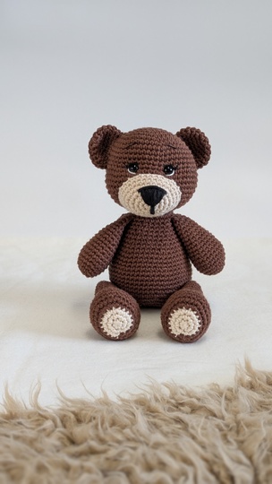 Bailey the Bear Crochet Pattern English