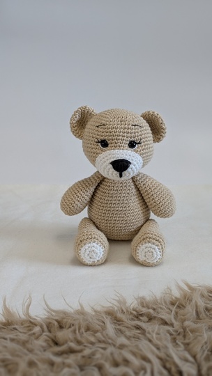 Bailey the Bear Crochet Pattern English