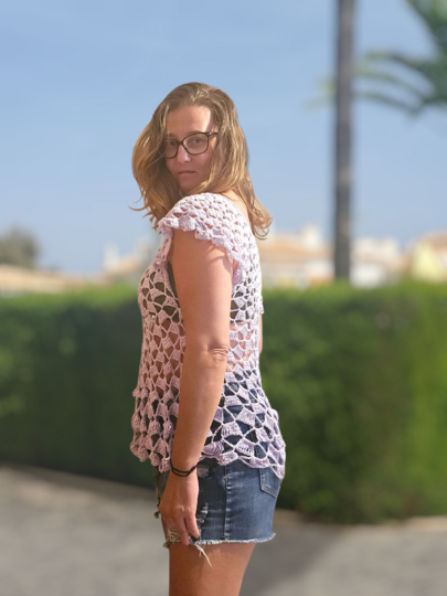 Häkelanleitung: Sommershirt „Concha“ – luftiges Shirt mit Rundpasse