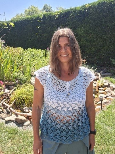 Häkelanleitung: Sommershirt „Concha“ – luftiges Shirt mit Rundpasse