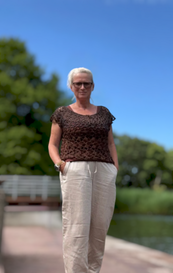 Häkelanleitung: Sommershirt „Concha“ – luftiges Shirt mit Rundpasse