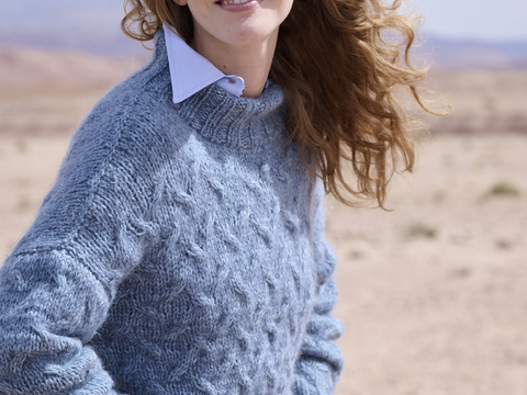 Pulli mit Zopfstrukturen