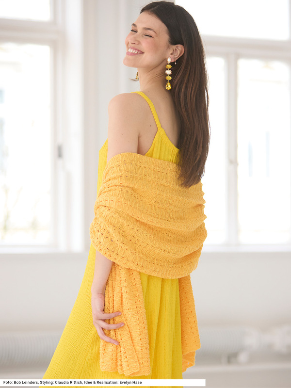 Stola mit Ajourmuster