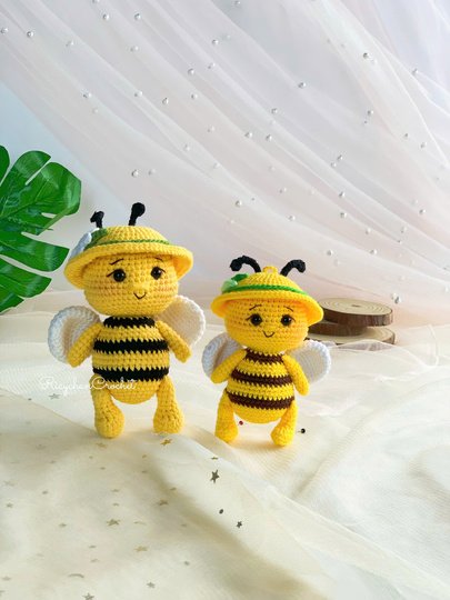 Bee Keychain Crochet Pattern | Cute Bumblebee Plushie PDF Tutorial