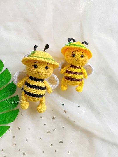 Bee Keychain Crochet Pattern | Cute Bumblebee Plushie PDF Tutorial