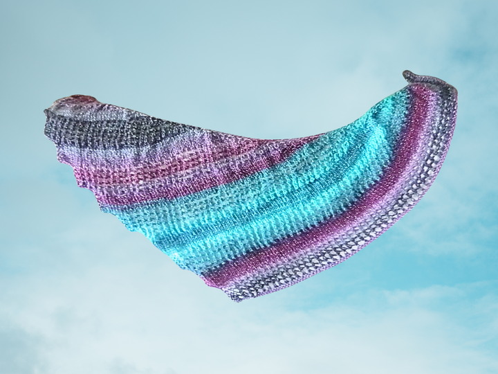 Knitting pattern: Knitted dragon shawl Chiichai