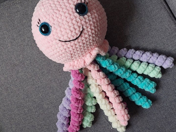 Häkelanleitung: Oktopinchen – niedliches Kuscheltier selbst gemacht