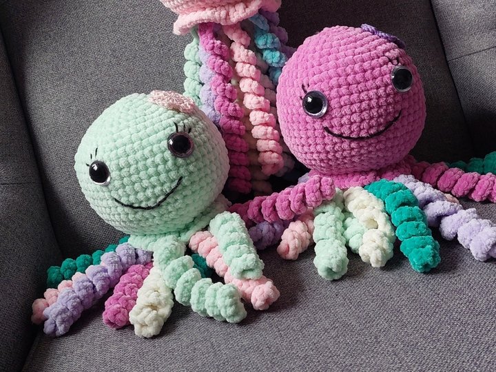 Häkelanleitung: Oktopinchen – niedliches Kuscheltier selbst gemacht