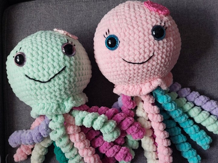 Häkelanleitung: Oktopinchen – niedliches Kuscheltier selbst gemacht