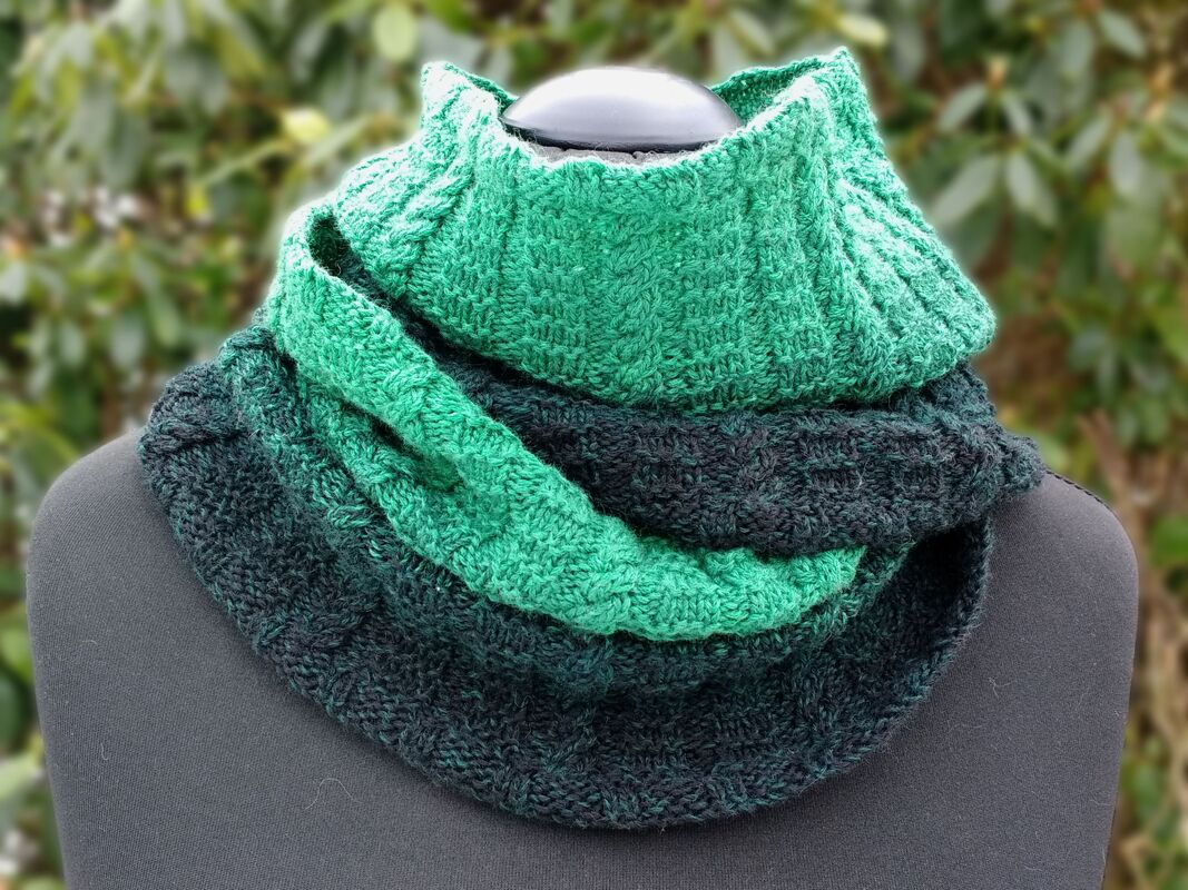 Denar Cowl, textured with braids, knitting pattern - Image 5