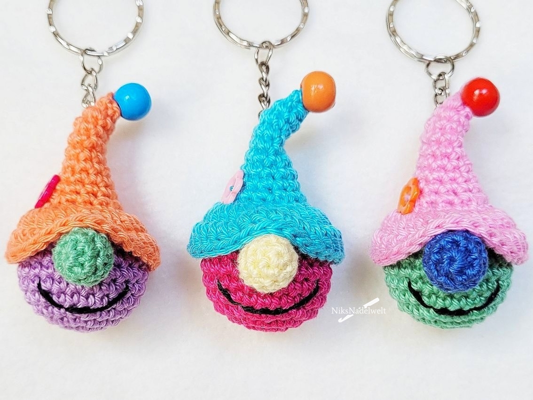 Häkelanleitung - Schlüsselanhänger Mini Glückswichtelchen