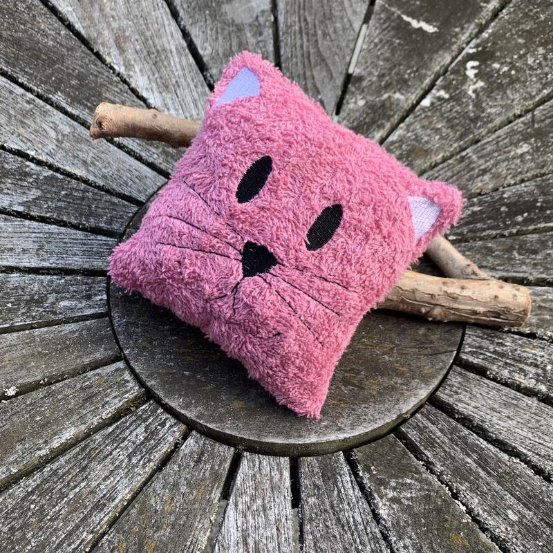 KatzeKissen Stickdatei ITH 16x26 24x36 Katze Kissen Dekokissen Kuschelkisse - Bild 14