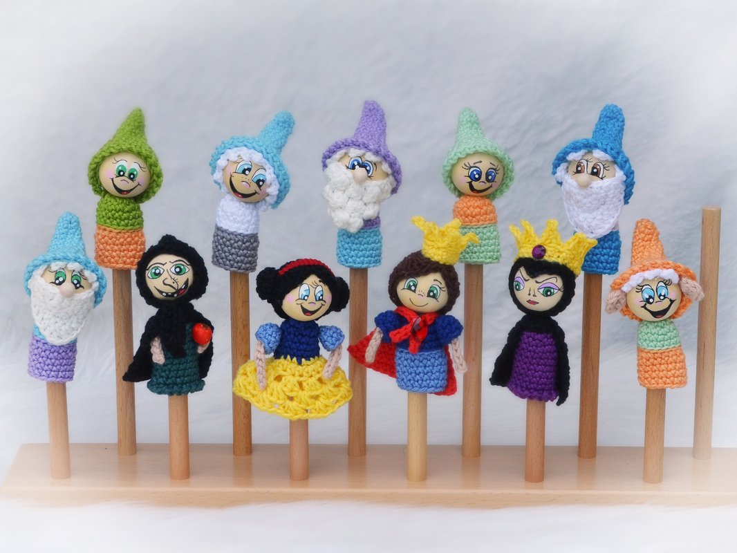 Märchenserie Fingerpuppen Set 1 Schneewittchen und die sieben Zwerge