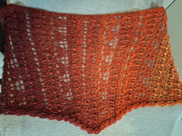 Häkelanleitung flaches oder asymmetrisches Dreieckstuch Liadan