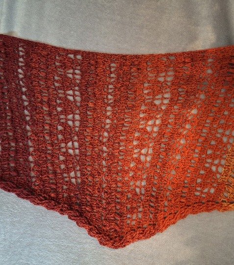 Häkelanleitung flaches oder asymmetrisches Dreieckstuch Liadan