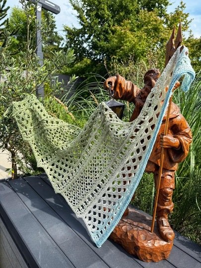 Crochet Pattern Triangular Scarf "Dryope"