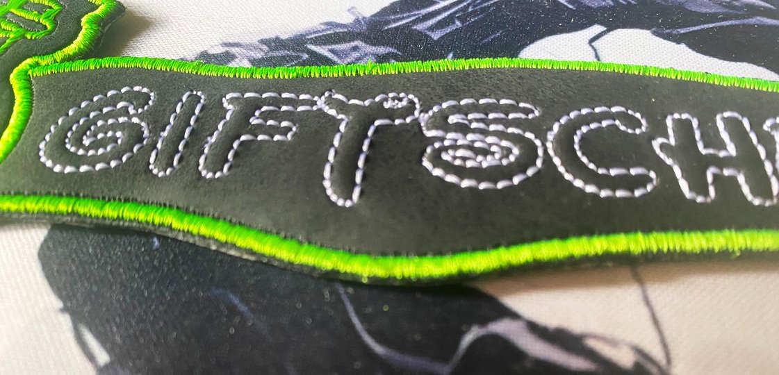 Stickdatei 3D-Anhänger GIFTSCHRANK, Maschinenstickdatei