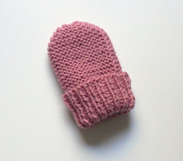 Strickanleitung für wärmende Baby Fäustlinge