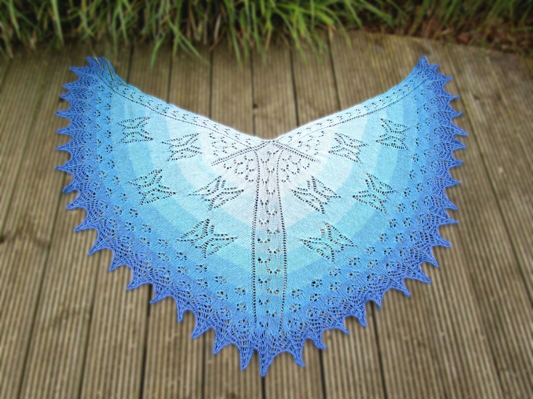 Ayane, Laceshawl knitting, butterflies - Image 10