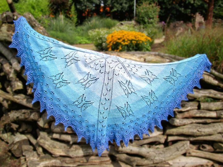 Ayane, Laceshawl knitting, butterflies