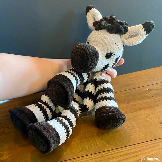 PDF Crochet pattern GER/ENG  „Mali das Zebra“ (Snuggler) @buerokunstvoll