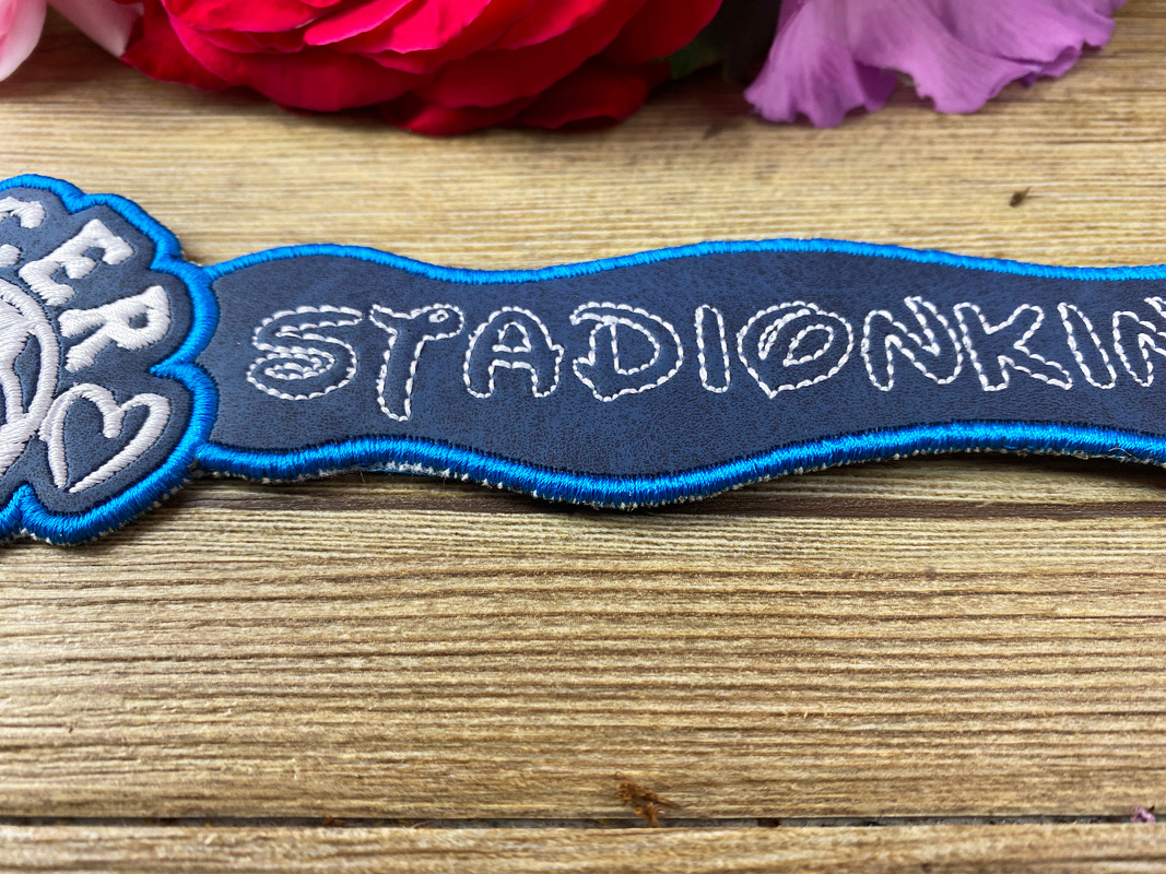 Stickdatei 3D-Anhänger Stadionkind