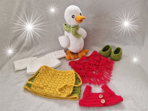 Puppenkleidung für das Gänselieschen und Gustav Gans