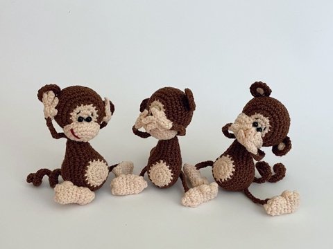 Häkelanleitung Mini Affe – Amigurumi Schlüsselanhänger (12 cm)