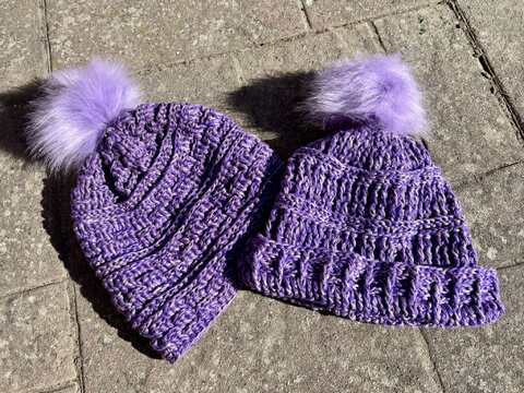 Fliederike und Brombienchen Mützenduo