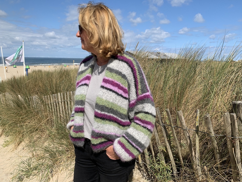 Strickanleitung Bunter Streifen-Cardigan Xenia Größe 36 – 48 Damen