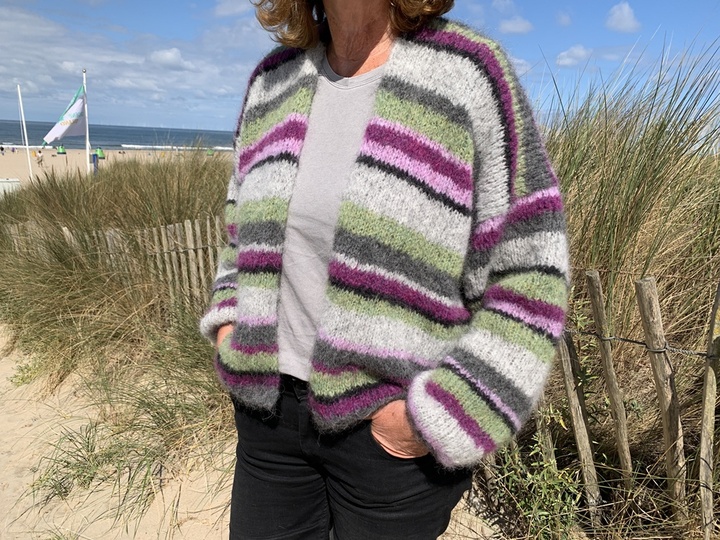 Strickanleitung Bunter Streifen-Cardigan Xenia Größe 36 – 48 Damen