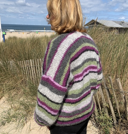 Strickanleitung Bunter Streifen-Cardigan Xenia Größe 36 – 48 Damen