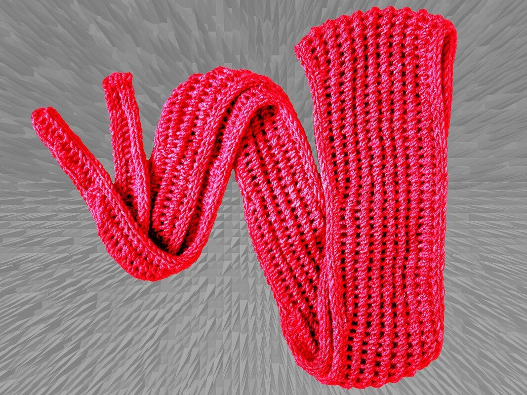 fix gestrickt: Minituch „Mausi“ als flaches Dreieckstuch mit Lochmuster - Bild 7