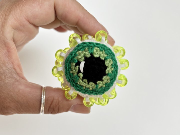 Crochet Fidget Pattern Beaded Eyeball, Amigurumi Eye, Halloween Decoration