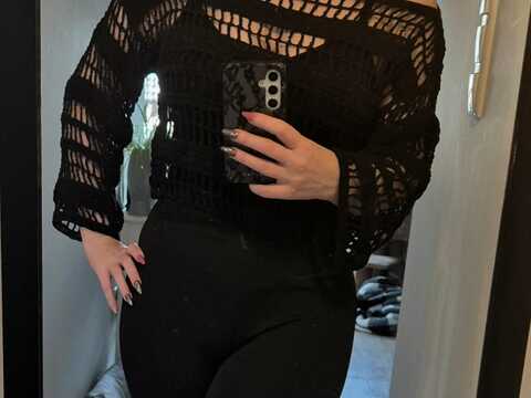 Midnight – Eleganter Häkelpullover mit modernem Muster